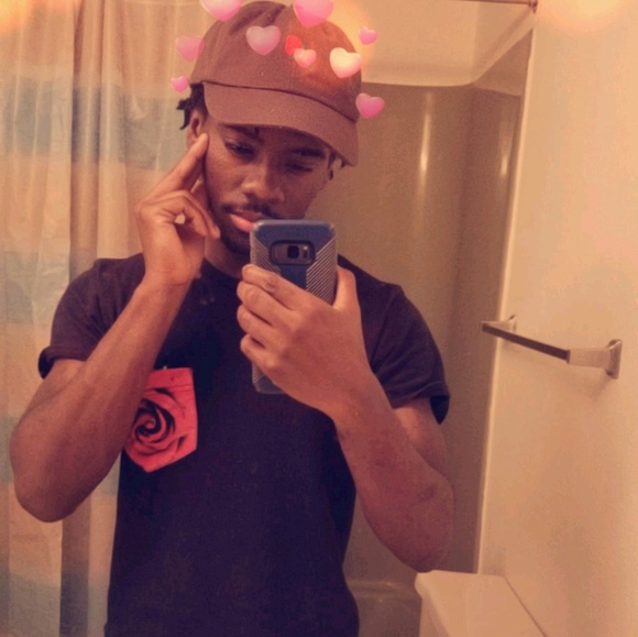 Profile Picture of Cedric Rose (@nspectre) on Poshmark