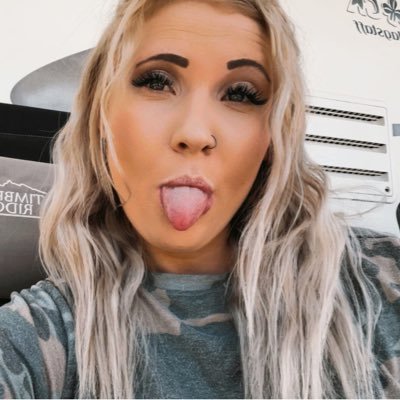 Profile Picture of 𝒜𝓊𝓉𝓊𝓂𝓃 𝒫ℯ𝓇𝓇𝓎 (@Autumn_Perry27) on Twitter