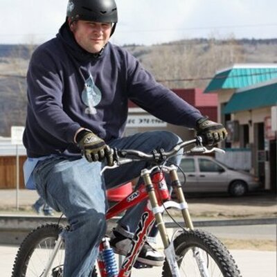 Profile Picture of Richard Coey (@kuuwee) on Twitter