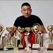 Profile Picture of Tong Lu🎱 (@LiveTongLu) on Youtube