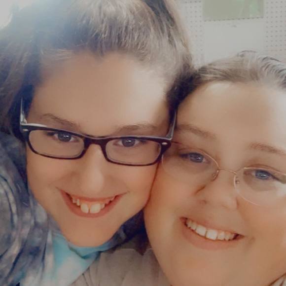 Profile Picture of Kareena Cloe (@kareenacloe) on Poshmark