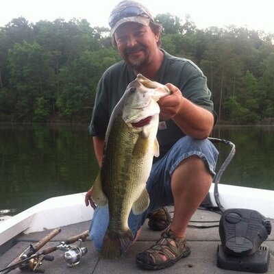 Profile Picture of Jeff Minton (@YaBmayyson) on Twitter