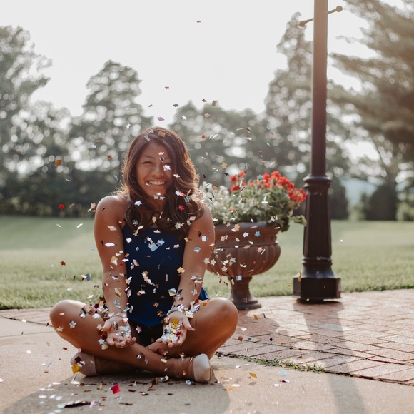 Profile Picture of Mia Lampert (@mgl1_lampert) on Poshmark