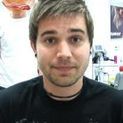 Profile Picture of Andrew Barraclough (@ScarDrake) on Twitter