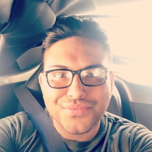 Profile Picture of Derek Evaro (@saintderek) on Poshmark