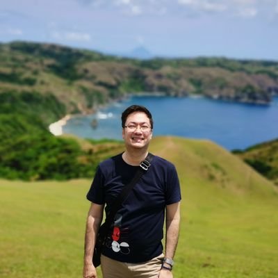 Profile Picture of Carlos Abad Santos (@caloyabadsantos) on Twitter