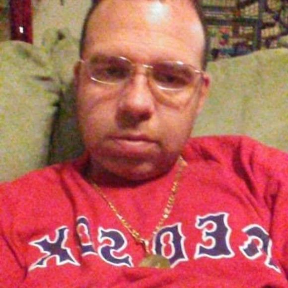 Profile Picture of Shane Sylvester (@shane1978) on Poshmark