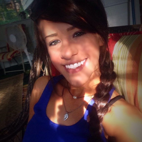 Profile Picture of Kate Jaquith (@kaj8111) on Poshmark