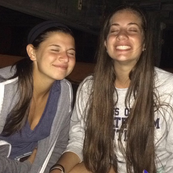 Lizzy Eichner - Poshmark Profile Picture of Lizzy Eichner (@lizzyeichner) on Poshmark