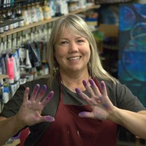 Profile Picture of Tamara Dinius (@tjdinius) on Poshmark