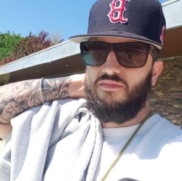 Profile Picture of Joao Silva (@joaosilva502) on Poshmark