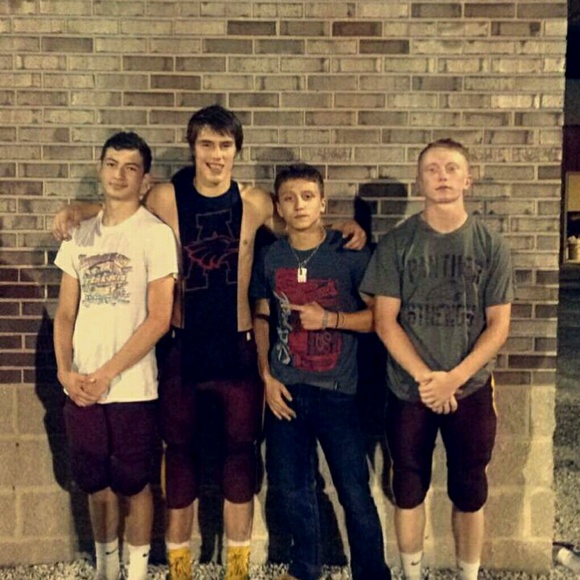 Profile Picture of Colton Mcculley (@coltonnnnn88) on Poshmark