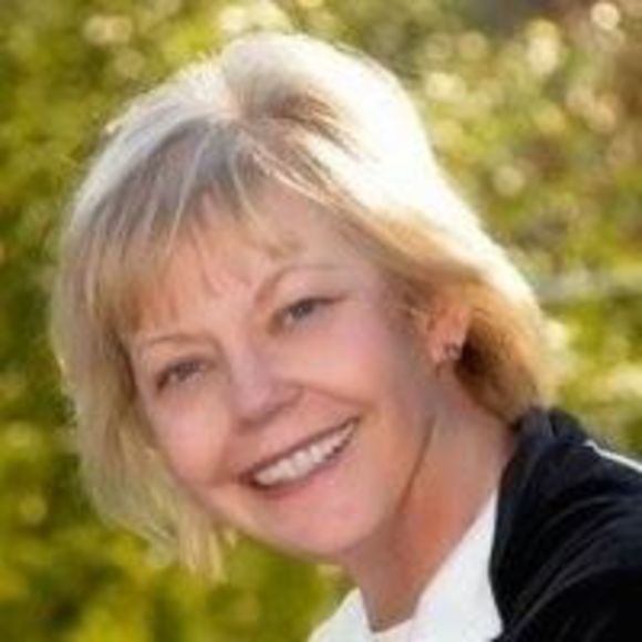 Profile Picture of Beverly Thompson (@beverlythomp887) on Poshmark