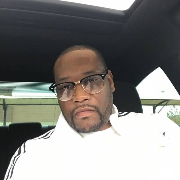 Profile Picture of Steve Comer (@fscomer30) on Poshmark
