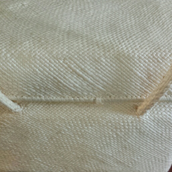 Profile Picture of Leaifanga Tautuaa (@fangat) on Poshmark