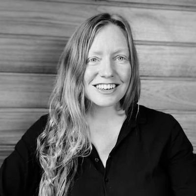 Profile Picture of Grace Walsh (@GW_1980) on Twitter