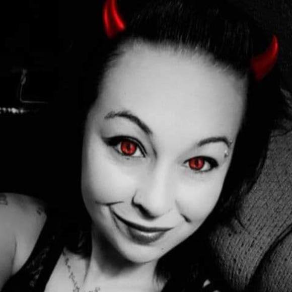 Amber Mentink - Poshmark Profile Picture of Amber Mentink (@ambermentink333) on Poshmark