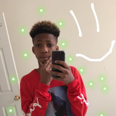Profile Picture of Sam Vaughn (@BlackPamPam) on Twitter