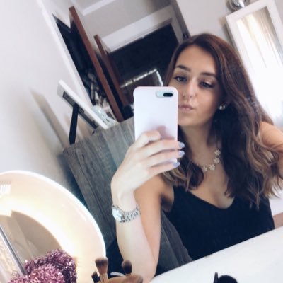 Profile Photo of Carly Donovan (@carlyydonovann) on Twitter