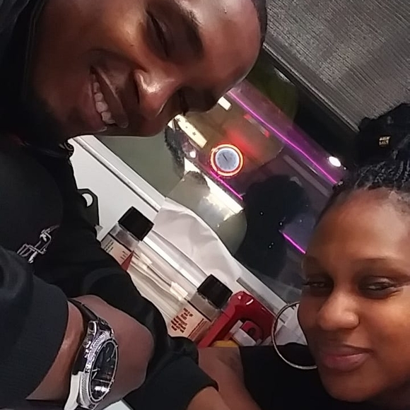 Luke Thomson - Poshmark Profile Picture of Luke Thomson (@lukethomson) on Poshmark