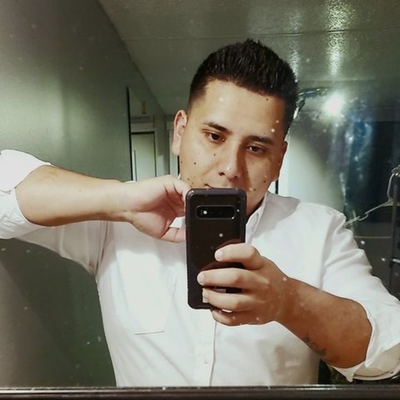 Dave Ayala - Poshmark Profile Picture of Dave Ayala (@ayaladave33) on Poshmark