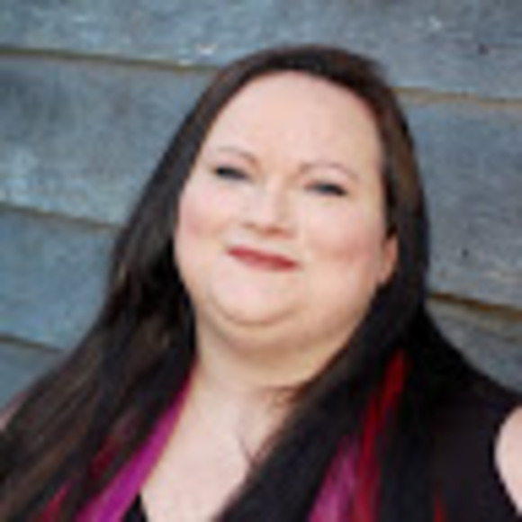 Profile Picture of Beth Fowler (@bfowler1203) on Poshmark