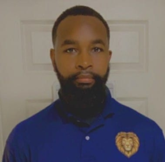 Bryant Sterling - Poshmark Profile Picture of Bryant Sterling (@sterlinebryant) on Poshmark