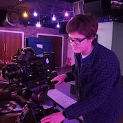 Profile Picture of Quinn Hart Short Films (@quinnhartshortfilms) on Youtube