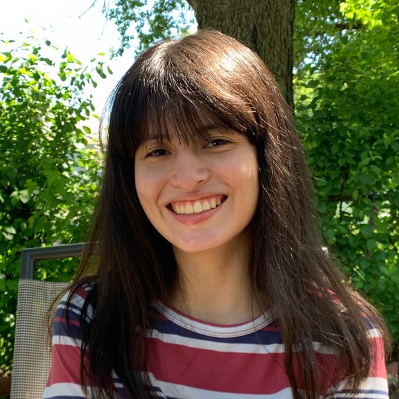 Profile Picture of Eliuth Martinez (@makeiteli) on Poshmark