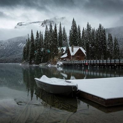 Profile Picture of Каспия (@Kaspy1876) on Twitter