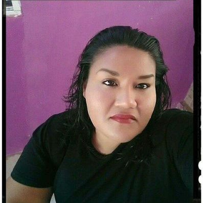 Profile Picture of Yesenia Lorenzo (@YeseniaLorenz15) on Twitter