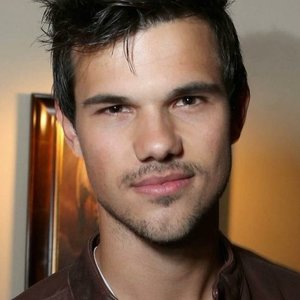 Profile Picture of Taylor Lautner Fansite By: L.s.g. (@taylorlautnerfansitetaylo) on Myspace