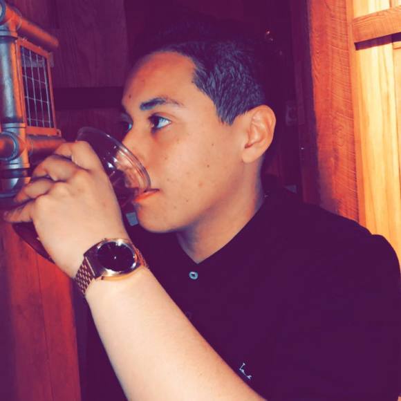 Profile Picture of Guillermo Hernandez (@geehernandez24) on Poshmark