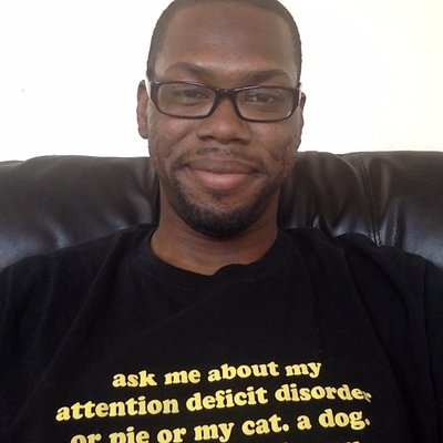 Profile Picture of Deron Asbery Holmes (@ByDeron) on Twitter
