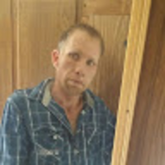 Profile Picture of Thomas Haynes (@thomashaynes892) on Poshmark