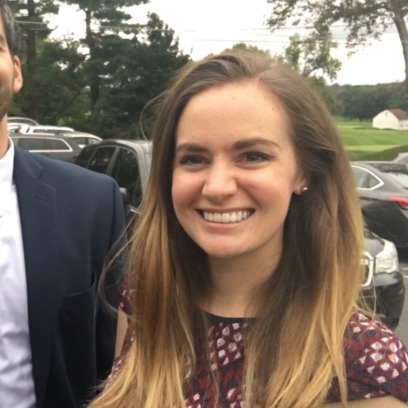 Profile Picture of Rachael Bonewicz (@r_bones) on Poshmark