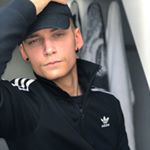 Profile Picture of ℙ𝕒𝕦𝕝𝕔𝕙𝕖𝕟 (@typiischpaul) on Instagram