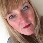 Profile Picture of Brenda Bodnar (@brenda_the_herbal_geek) on Instagram