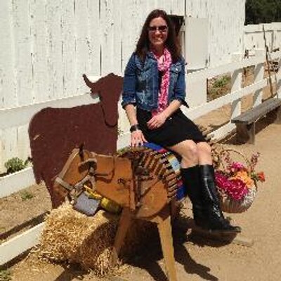 Profile Picture of Stacy Downs (@stacyjdowns) on Twitter