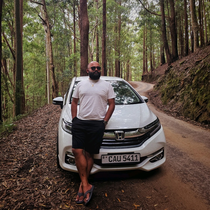 Profile Picture of Chamil Stephen (@chamilstephen) on Tiktok