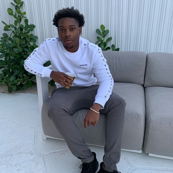 Profile Picture of Kawaun Davis (@kawaun) on Poshmark