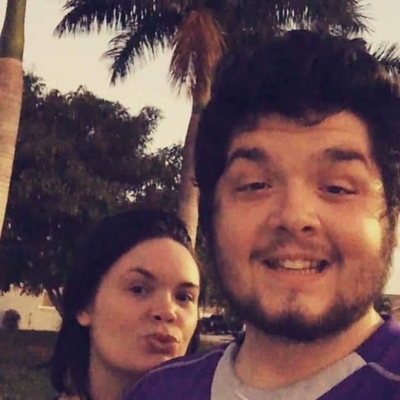 Profile Picture of Victoria Siders (@vsiders) on Poshmark