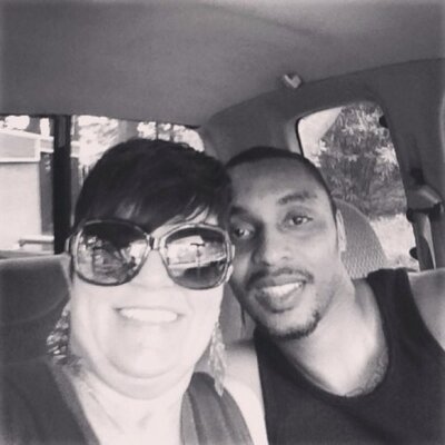 Profile Picture of Lisa Dumas (@MrsCantone) on Twitter