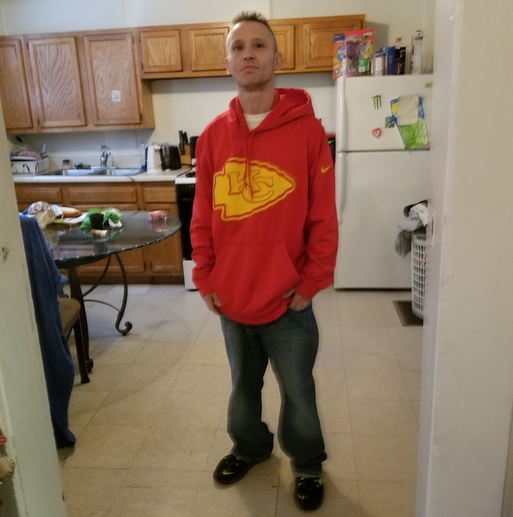 Tony Vanduyn - Poshmark Profile Picture of Tony Vanduyn (@vanduyntony87) on Poshmark