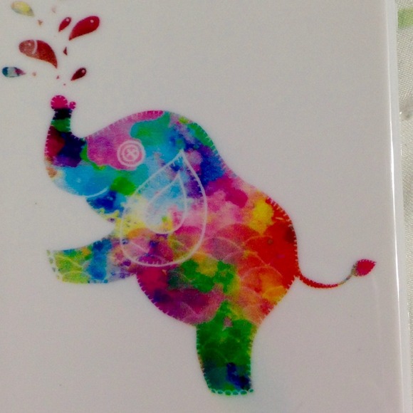 Kim Sermeno - Poshmark Profile Picture of Kim Sermeno (@kimmybie) on Poshmark