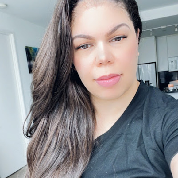 Profile Picture of Narsa Felipe - peralta (@felipenarsa41) on Poshmark