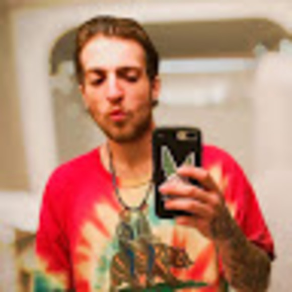 Profile Picture of Brandon Marks (@brandonnmarkzz) on Poshmark