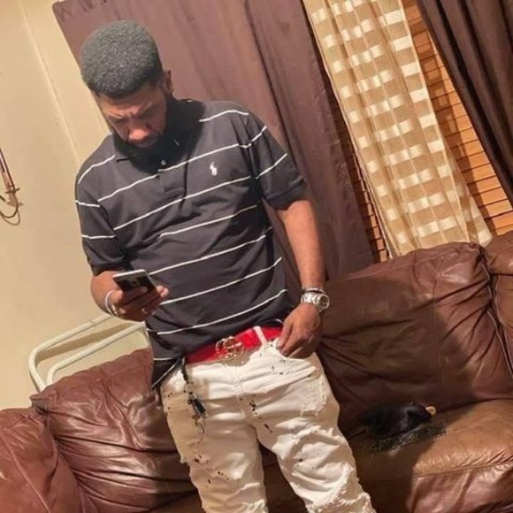 Profile Picture of Jason Jaynes (@jaynesjason1985) on Poshmark