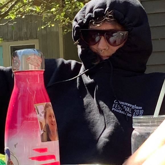 Profile Picture of Tori Lowell (@aquator13) on Poshmark