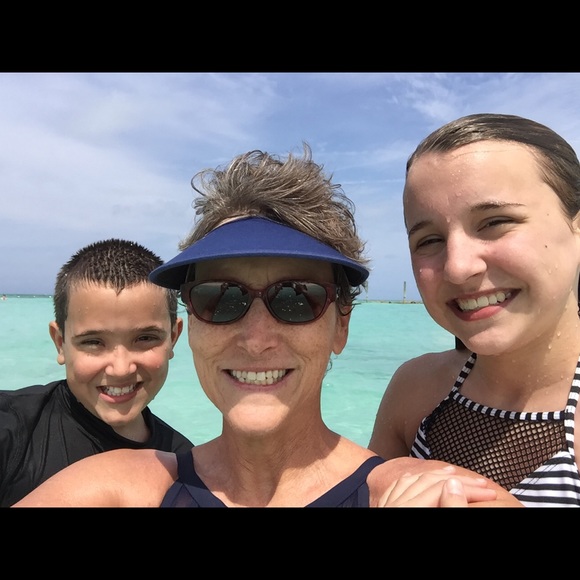 Profile Picture of Julianna Brightwell (@j_brightwell) on Poshmark